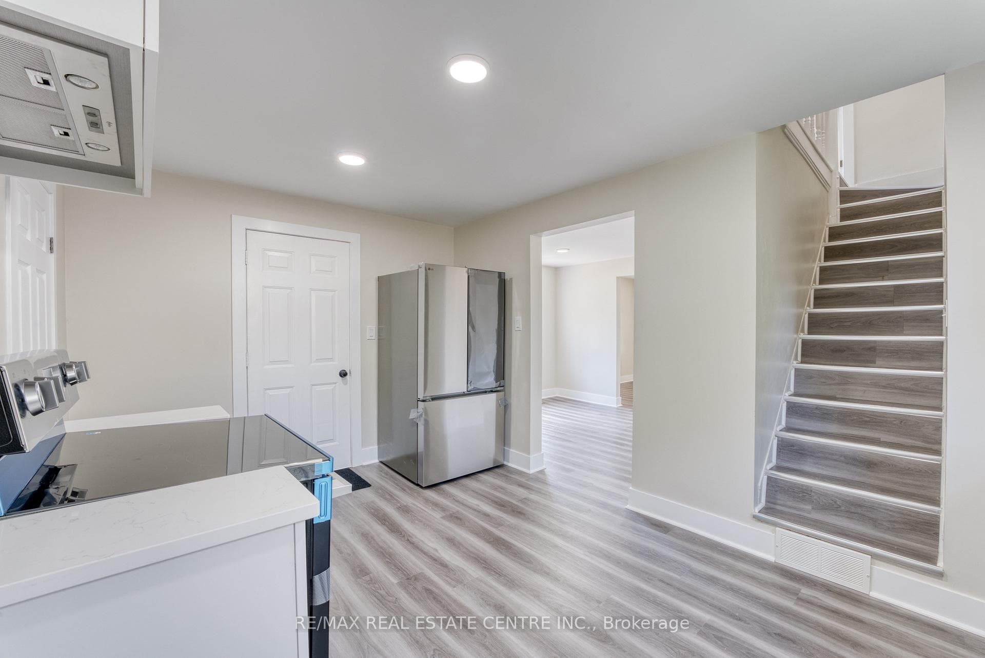 88 Lorne Avenue photo 15