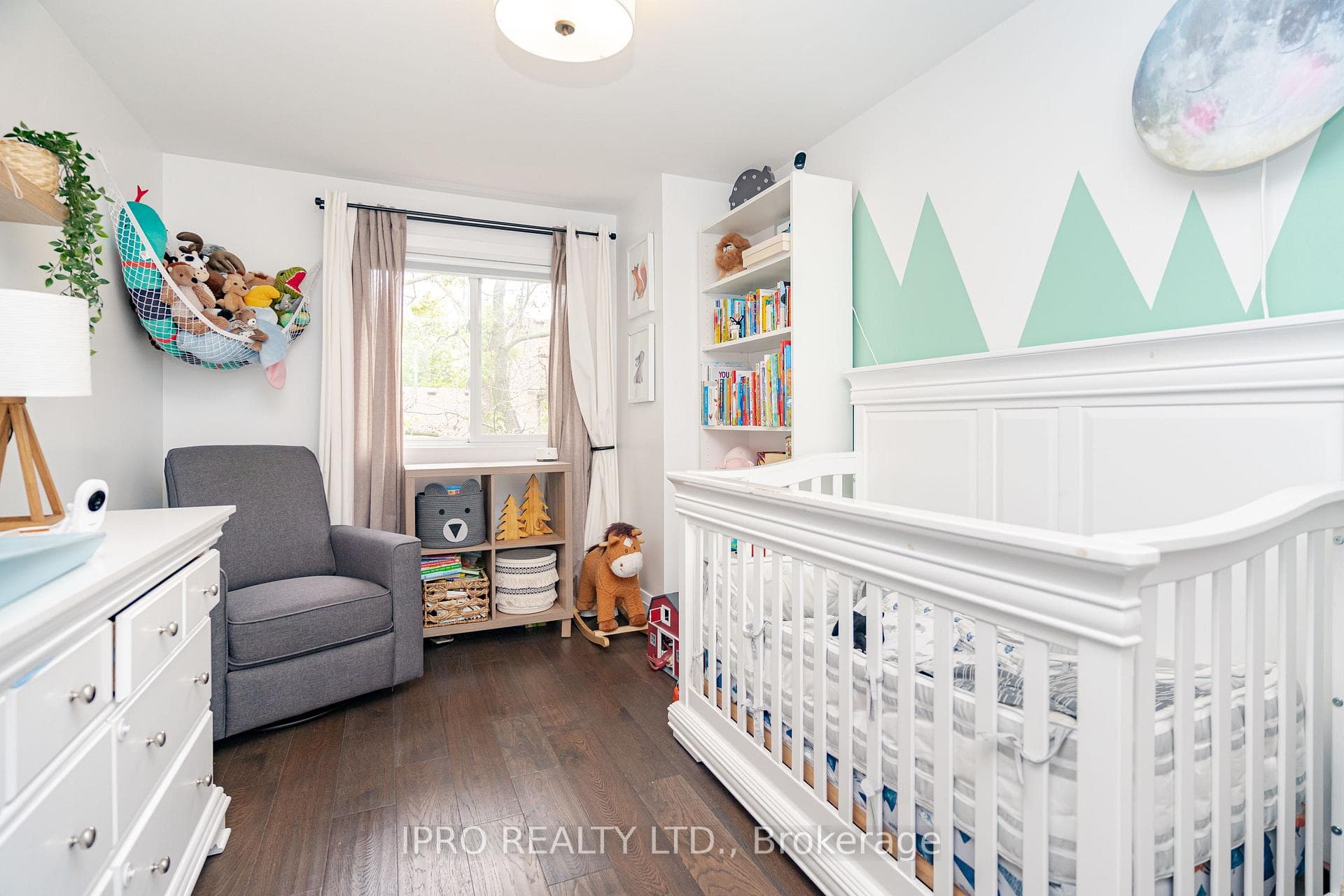 2272 Mowat Avenue Unit 74 photo 29