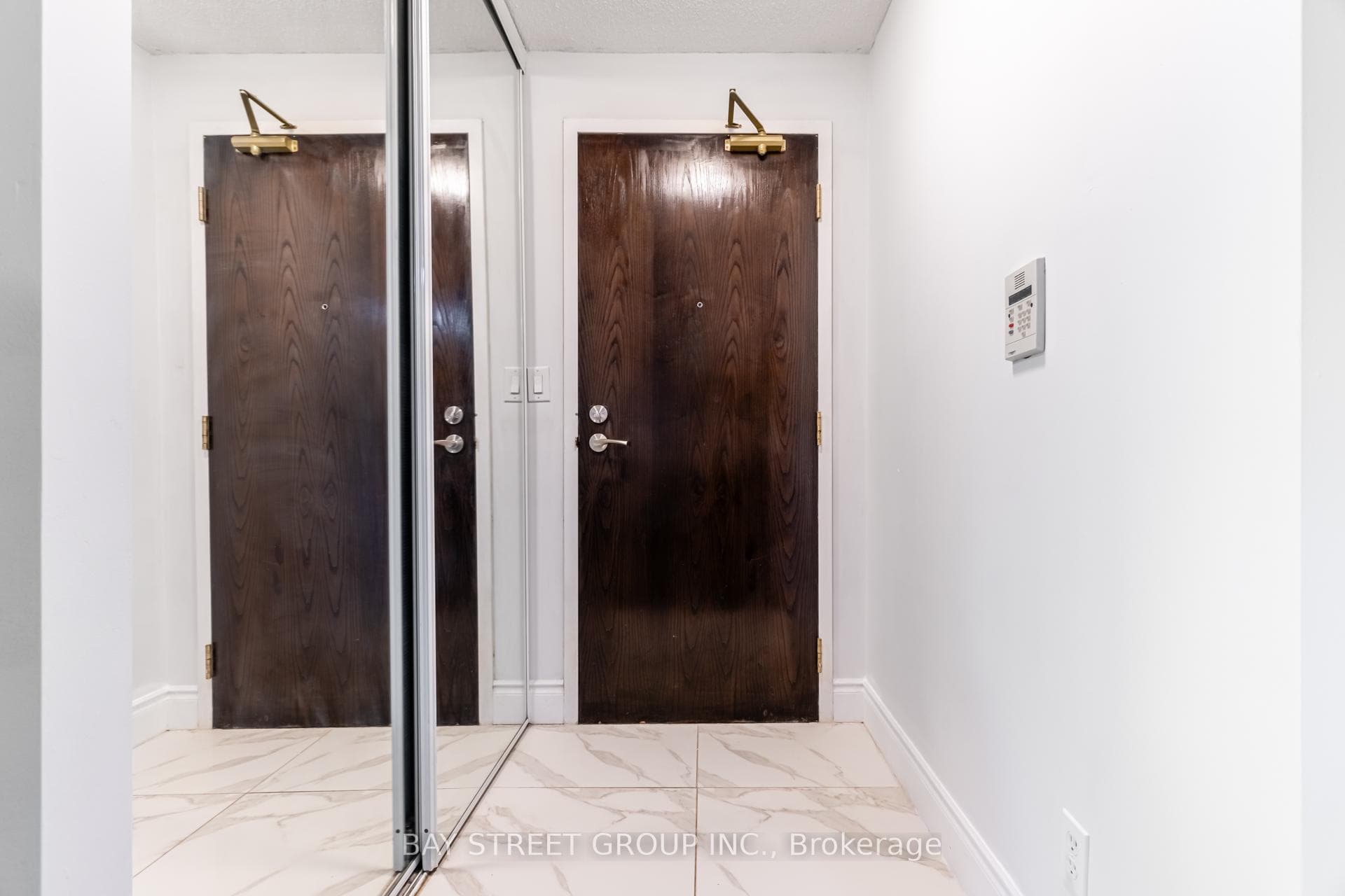 18 Spring Garden Avenue Unit 1201 photo 3