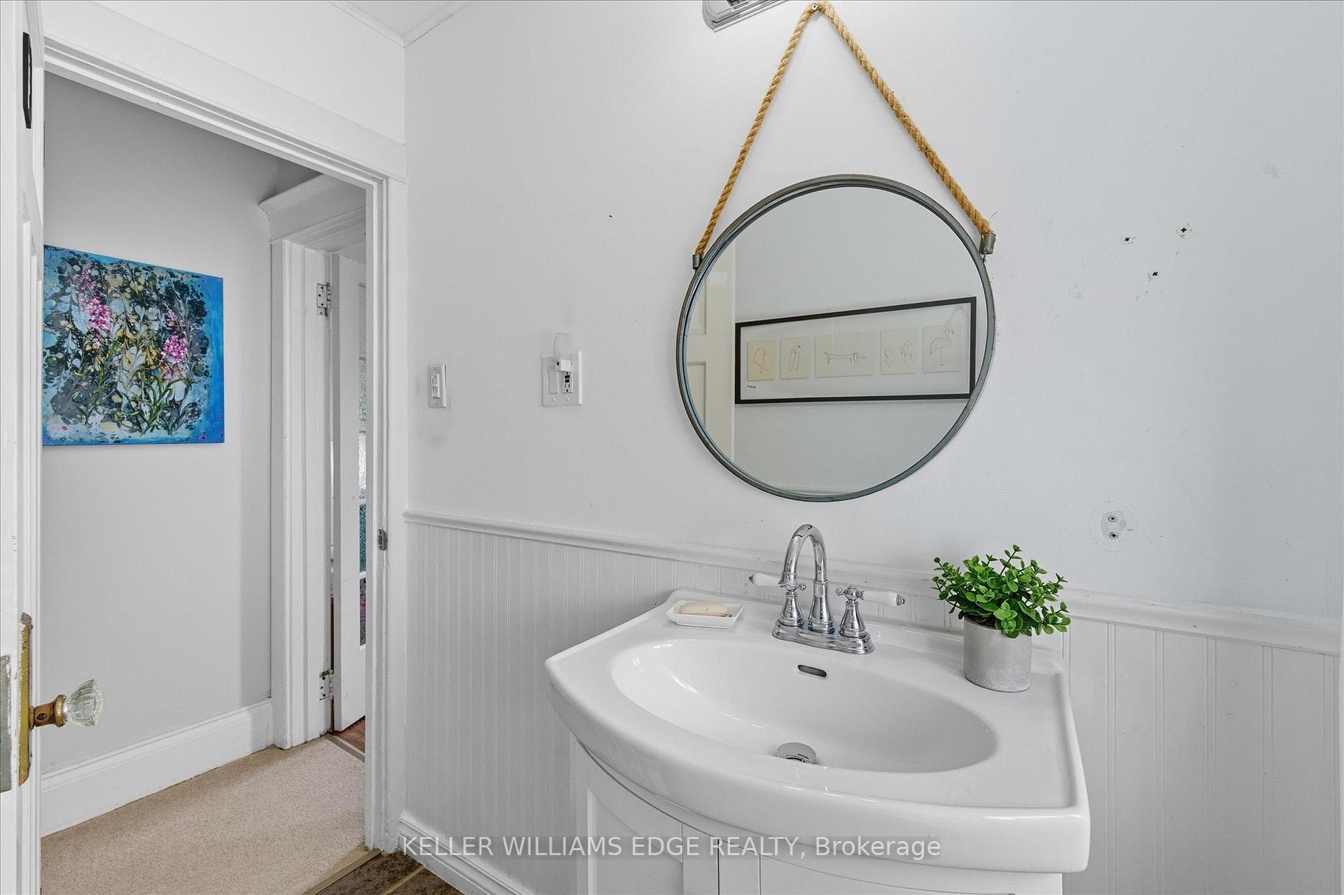 163 Grosvenor Avenue photo 26