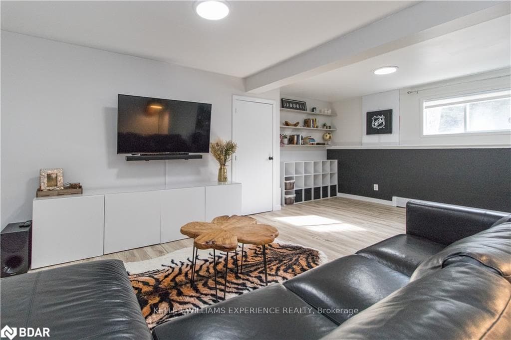 12 Hilltop Drive photo 18
