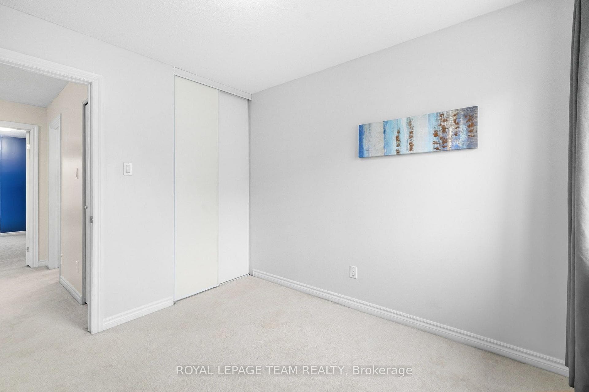 189 Gray Crescent photo 29