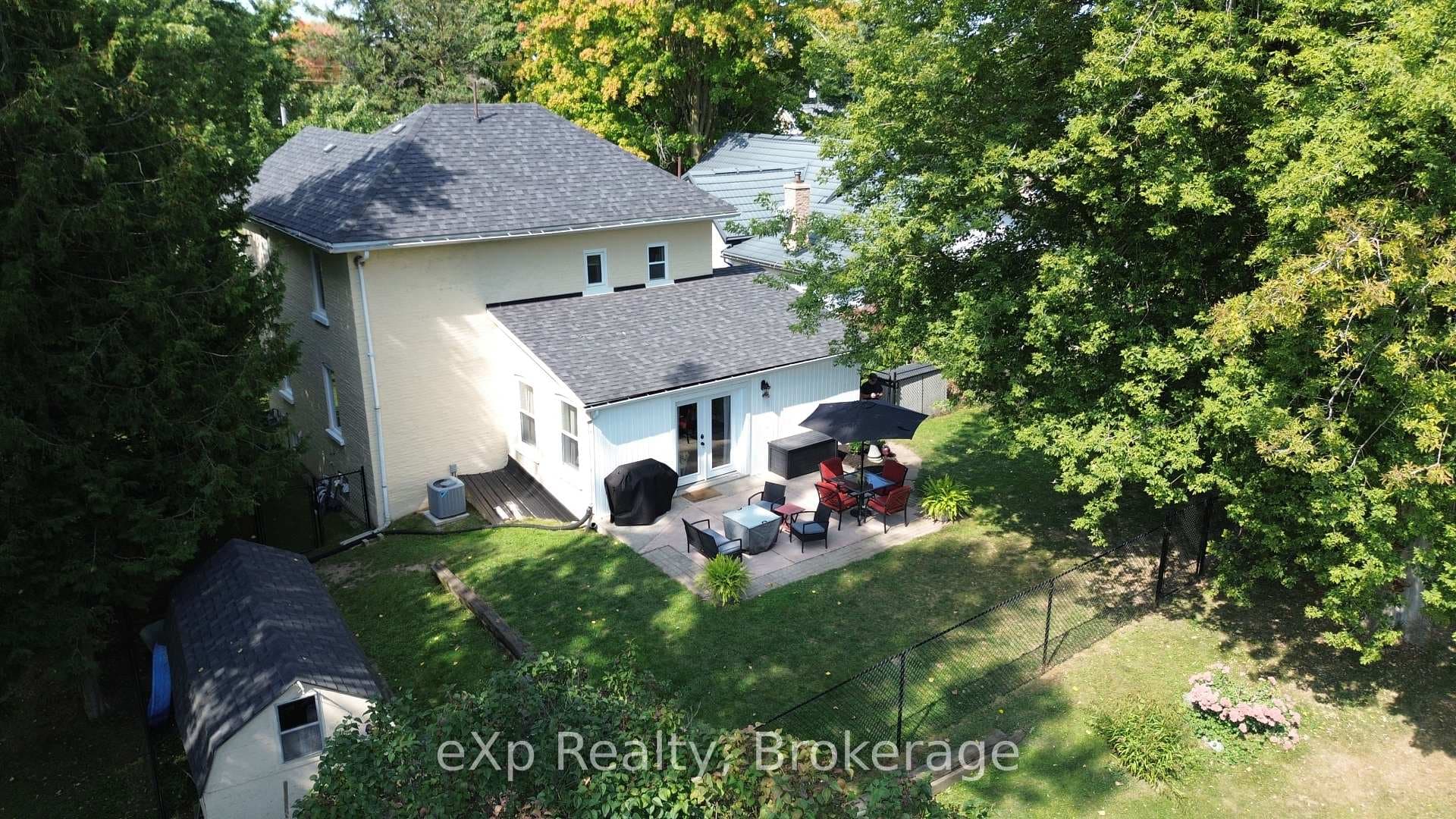55 McGivern Street photo 23