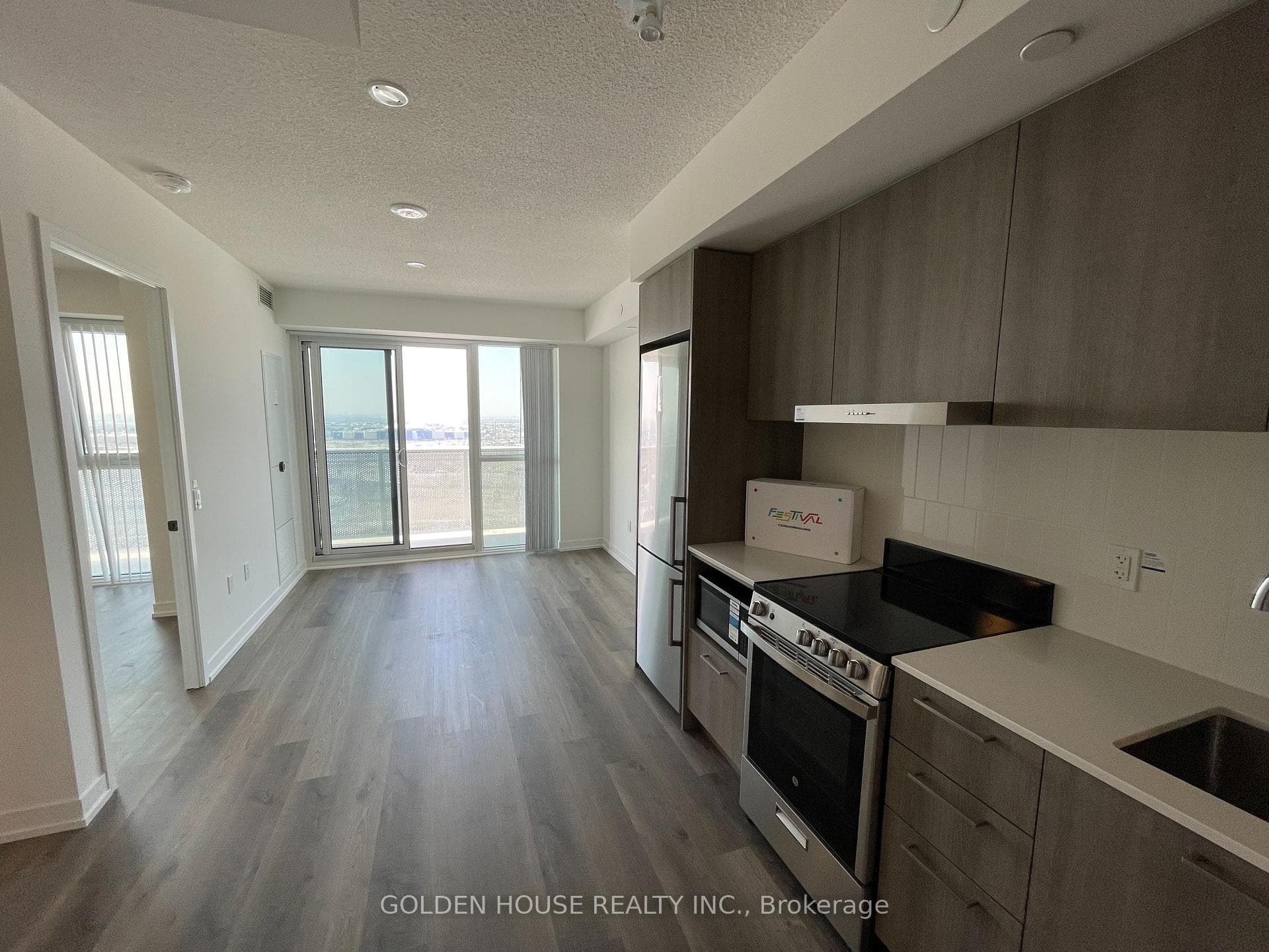 195 Commerce Street Unit 1509 photo 6