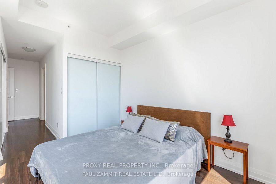 7167 Yonge Street Unit 621 photo 9
