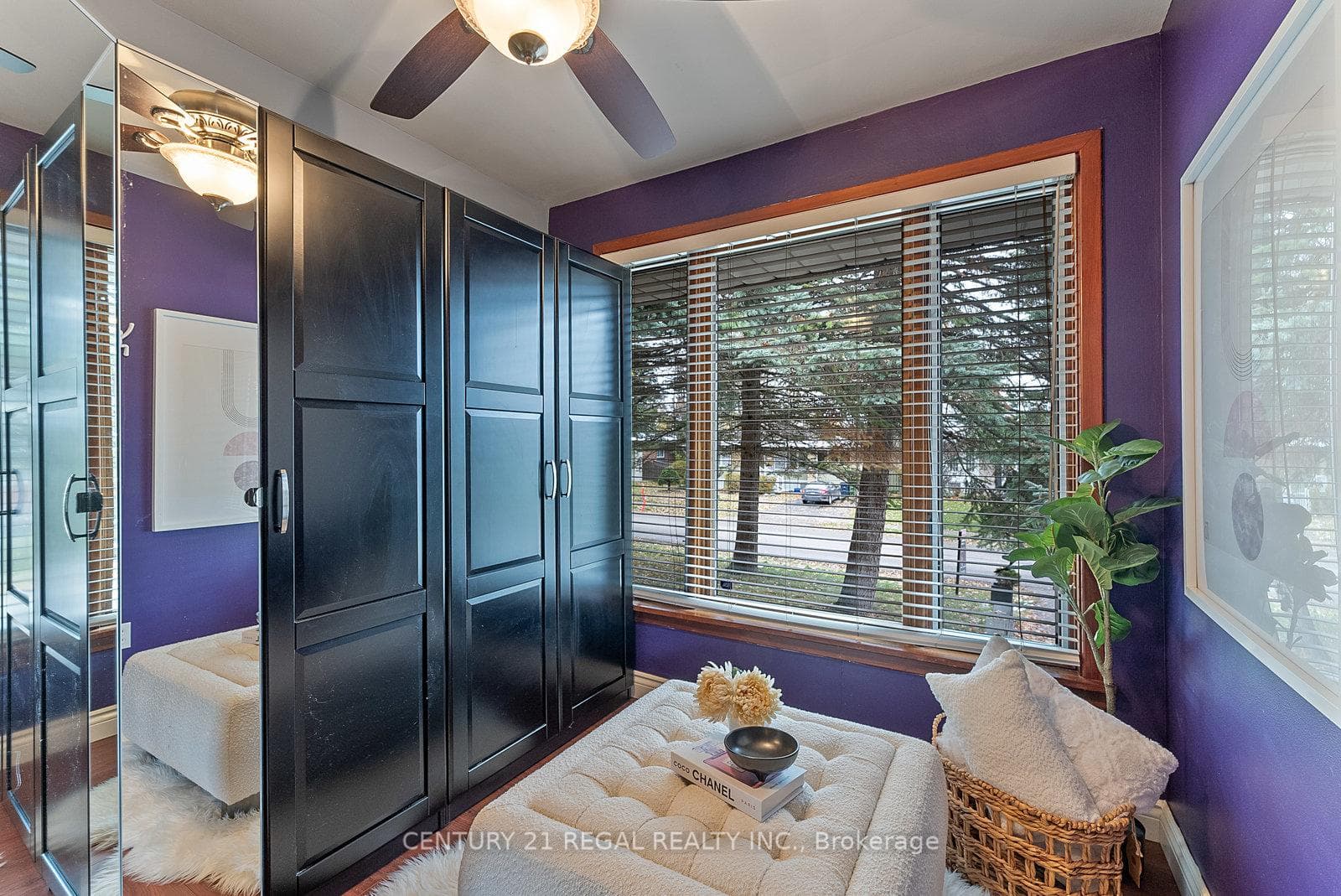 366 Friendship Avenue photo 26