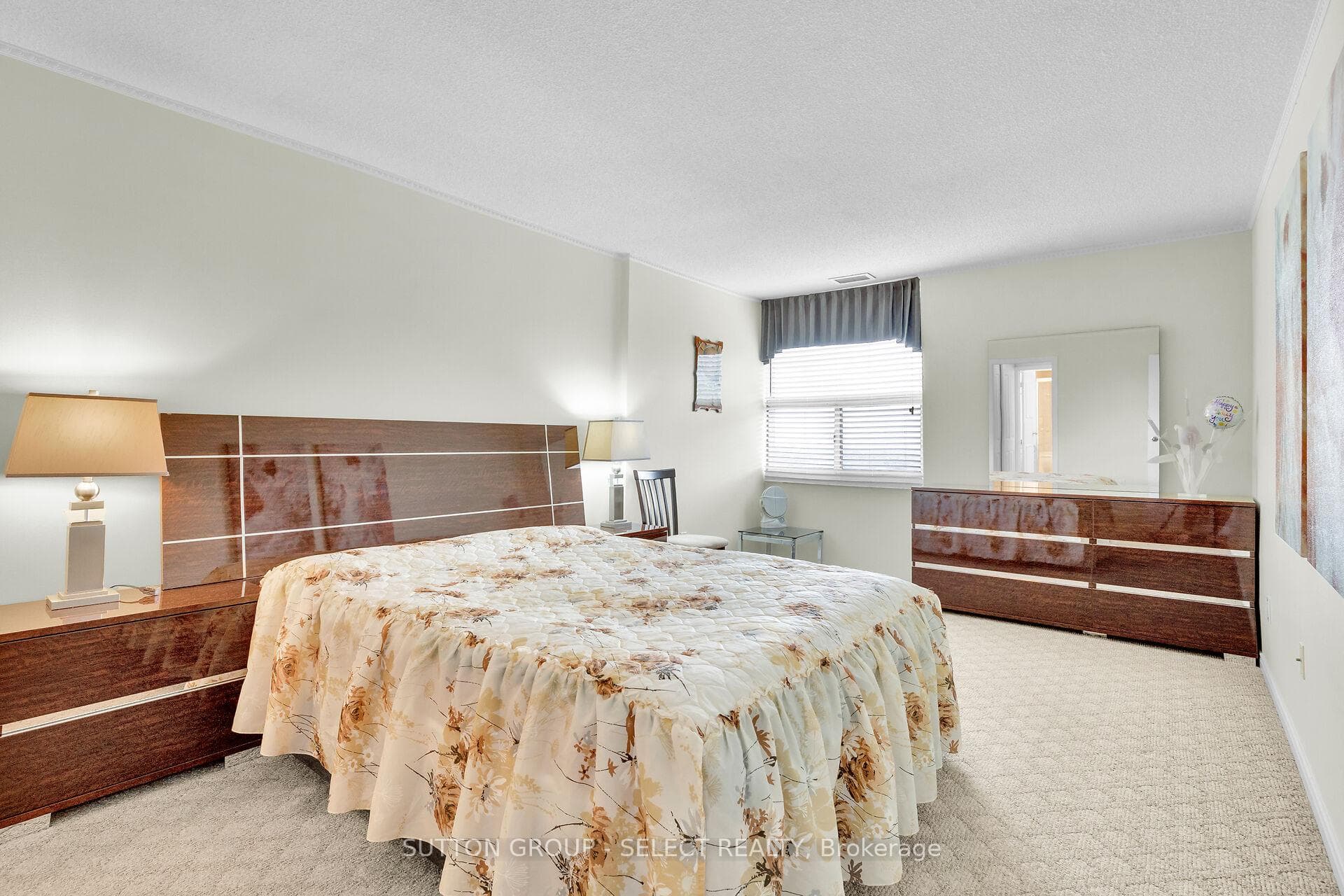 380 King Street Unit 1701 photo 11