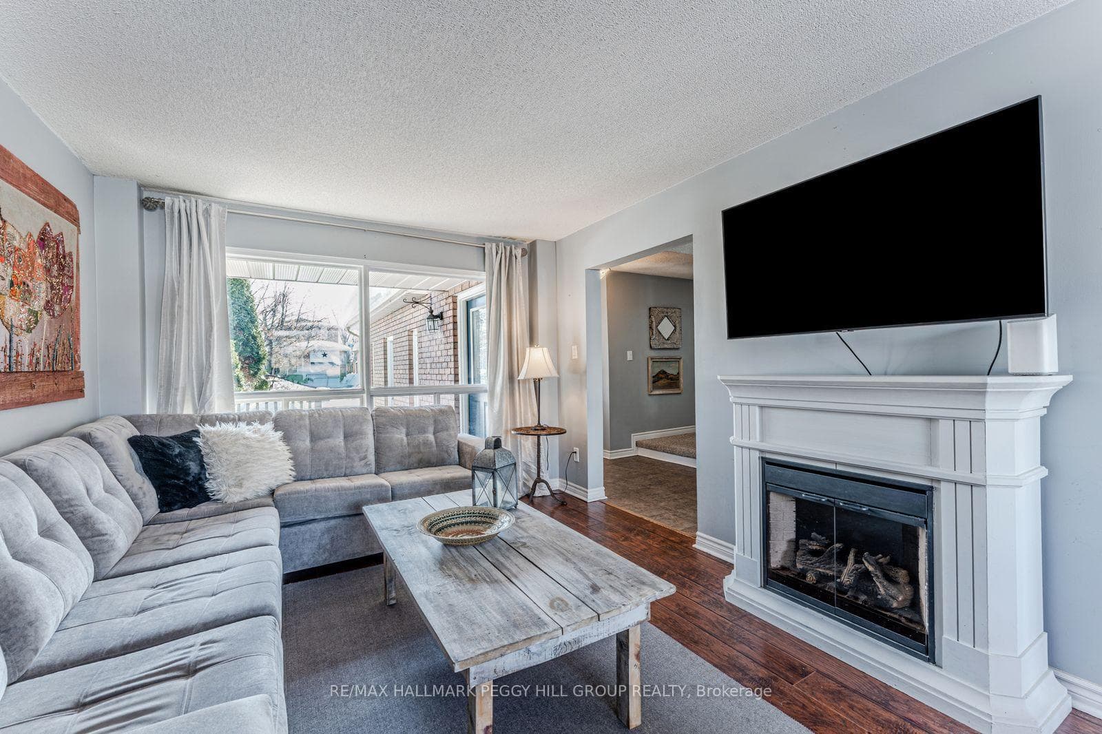 71 Radenhurst Crescent photo 2