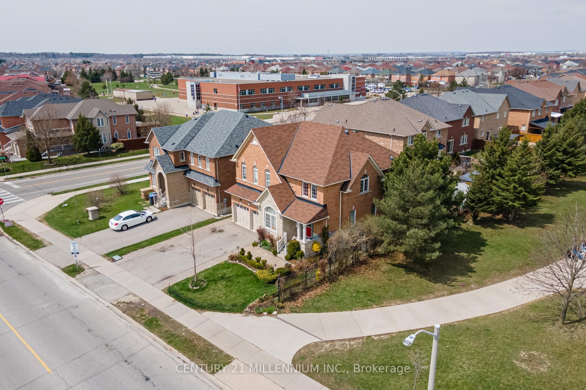 110 Dewside Drive photo 3