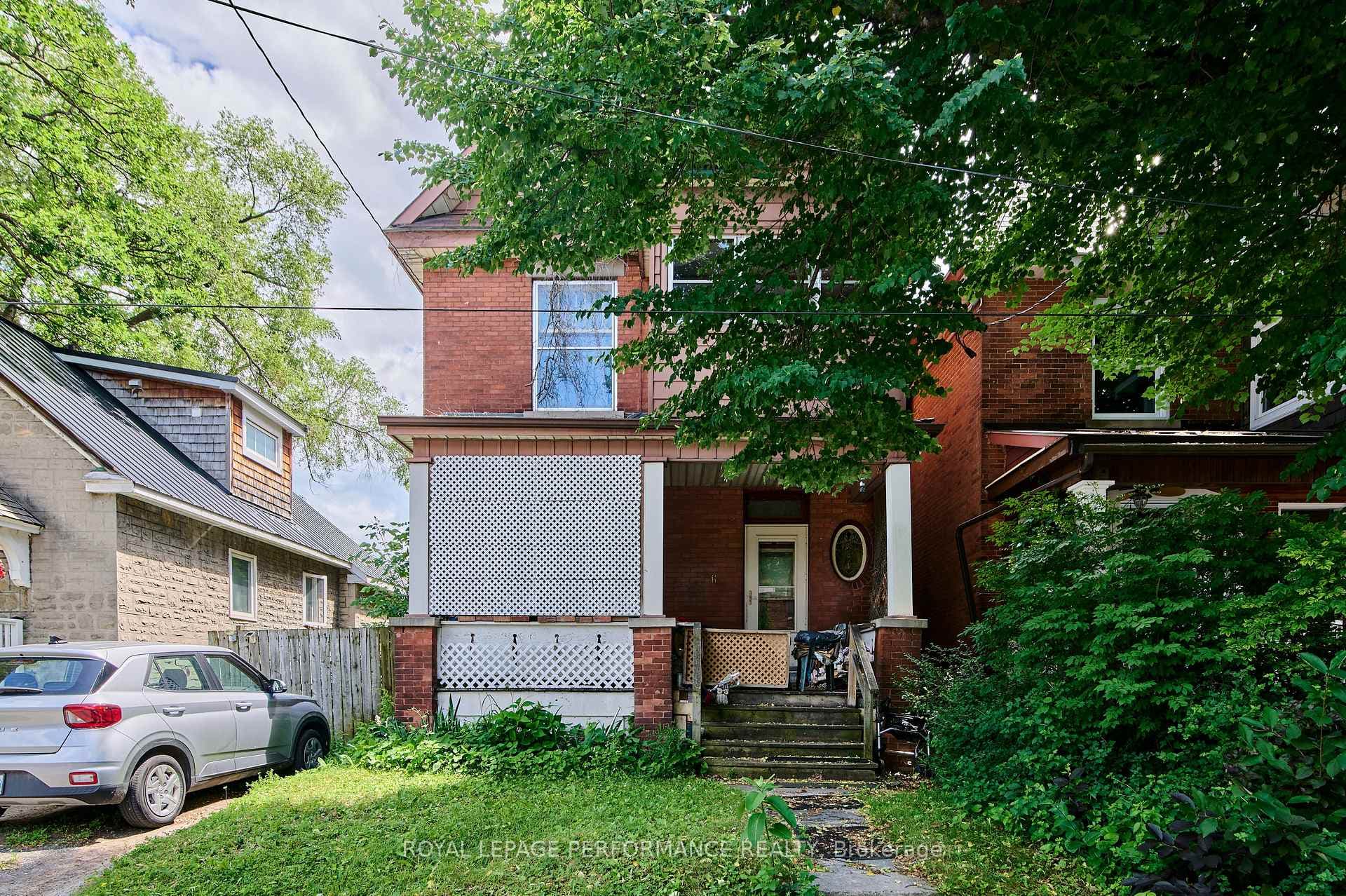 6 Ossington Avenue photo 1