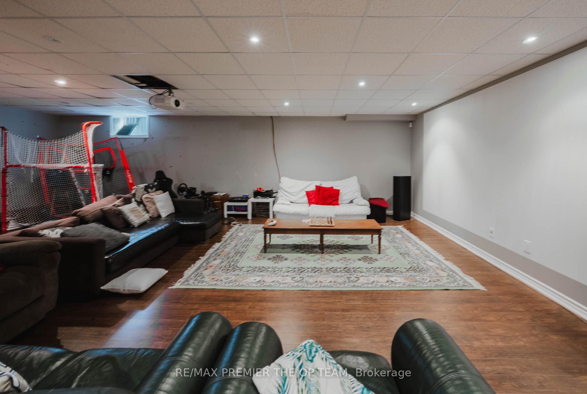 56 Park Ridge Drive Unit Full photo 31