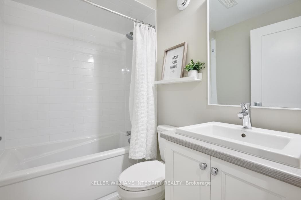 828 Carnelian Crescent photo 25