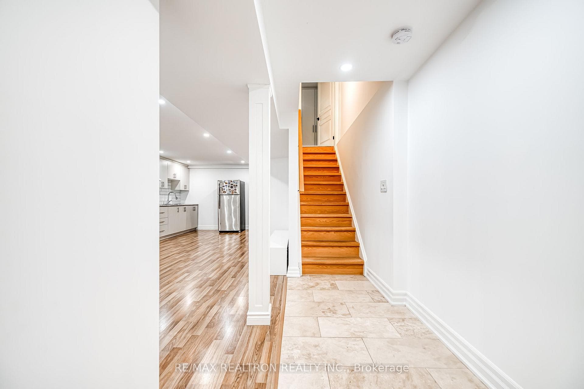 7 Grand Oak Drive photo 3