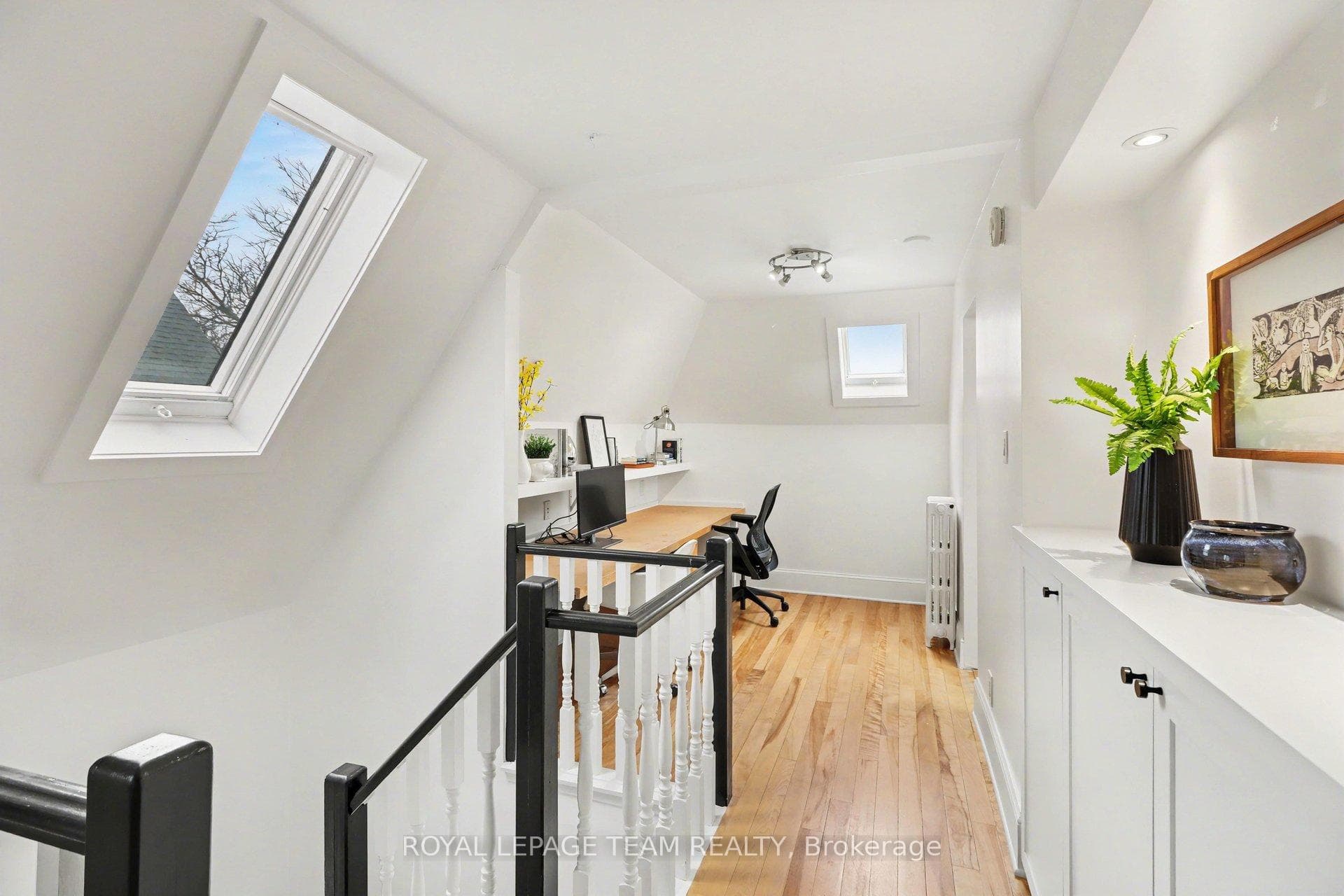 145 Glebe Avenue photo 27