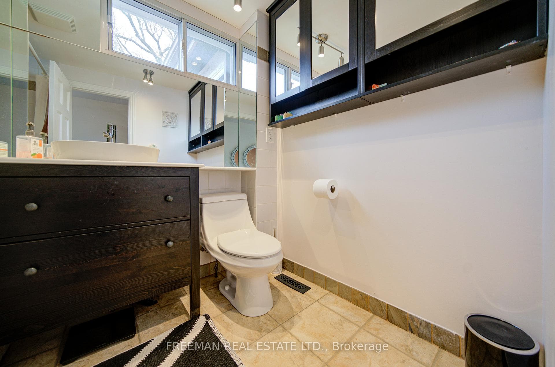 302 Evelyn Avenue photo 18