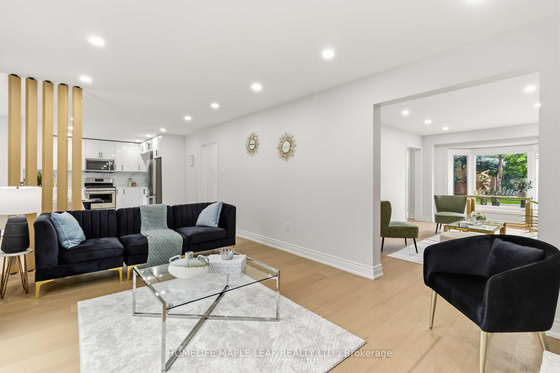 90 Burgby Avenue photo 7