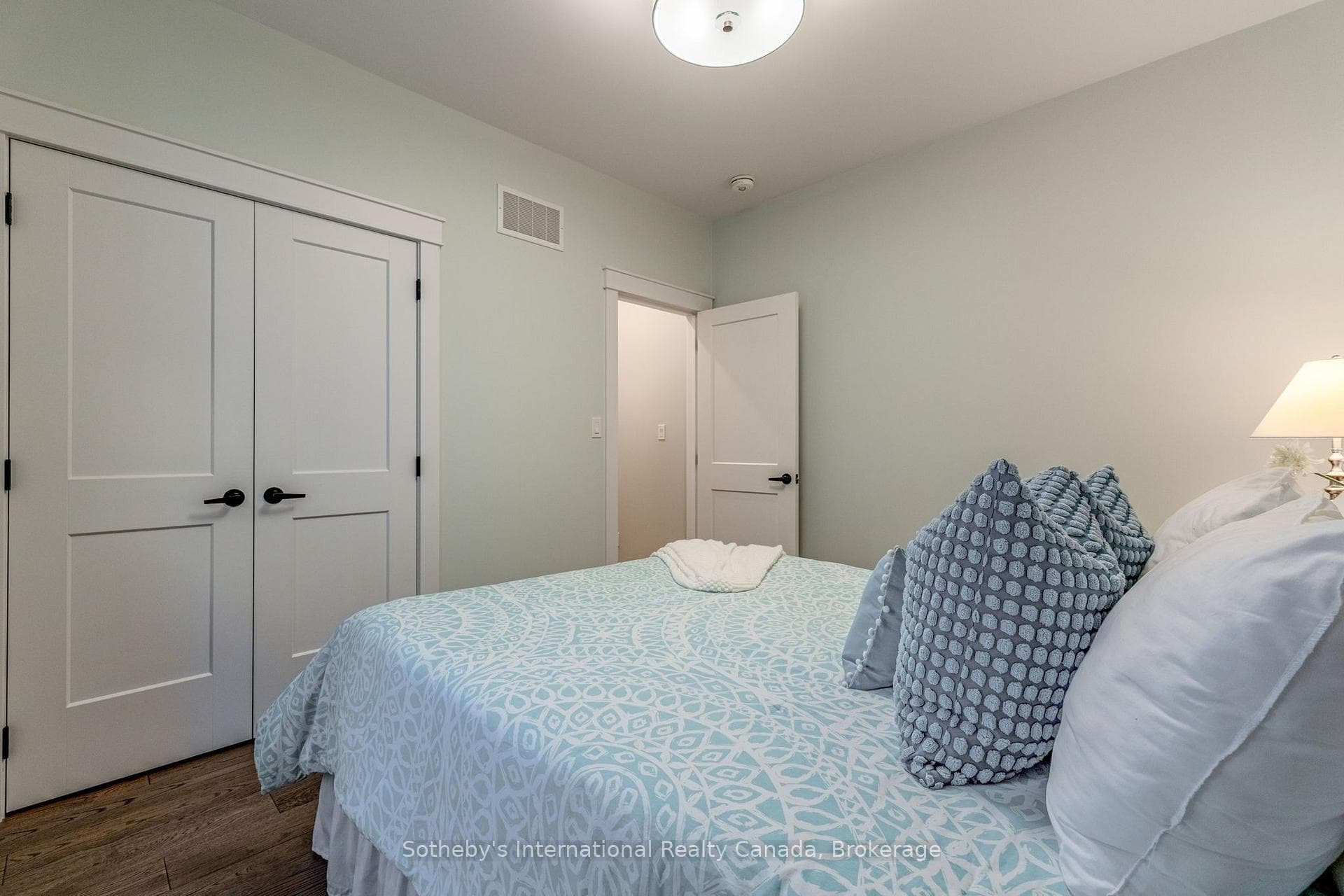 350 Cedar Street photo 24