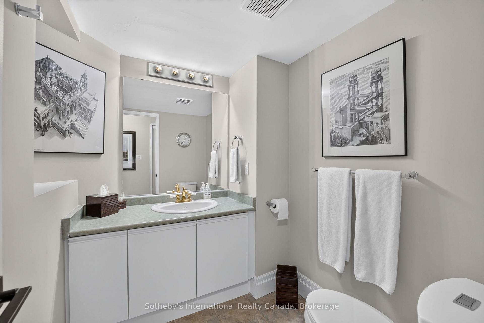 20 Sundial Court photo 36
