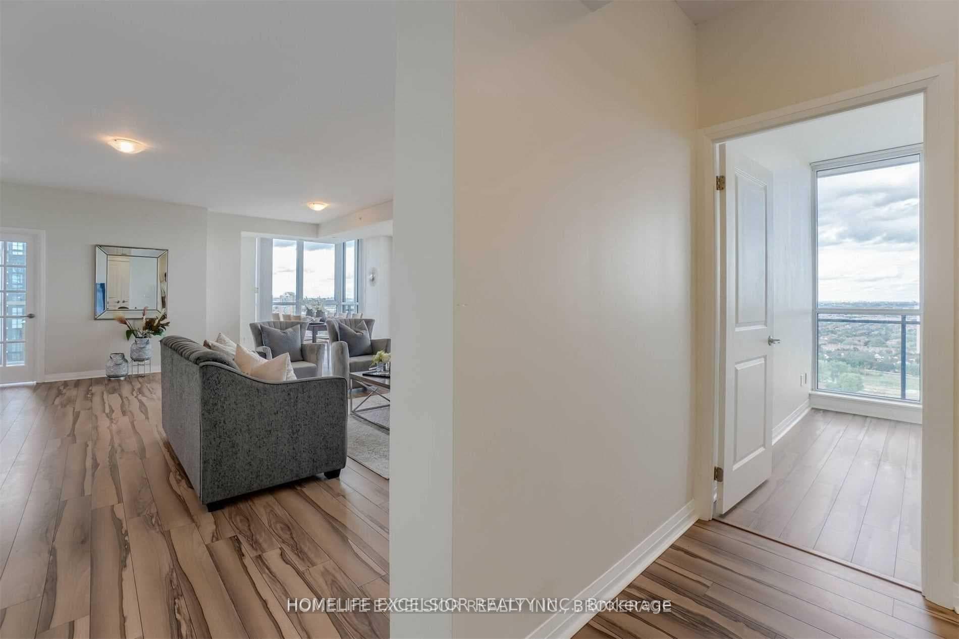 55 Eglinton Avenue Unit 2302 photo 32