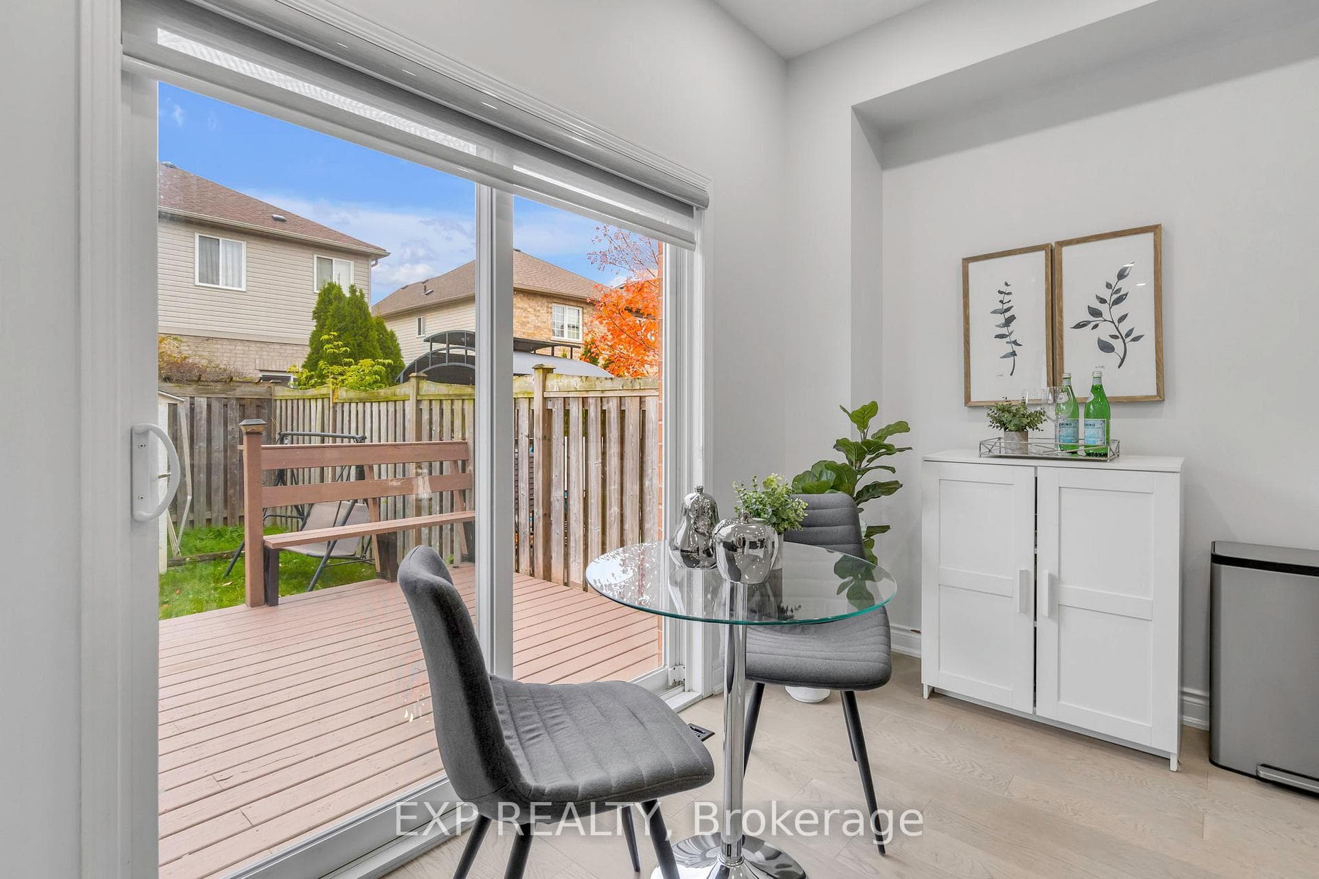 319 Powys Street photo 15