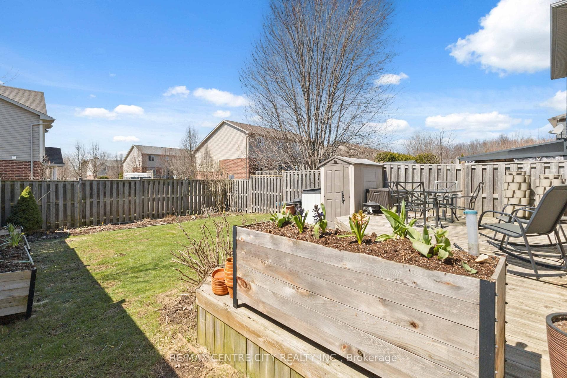 1084 Kimball Crescent photo 40