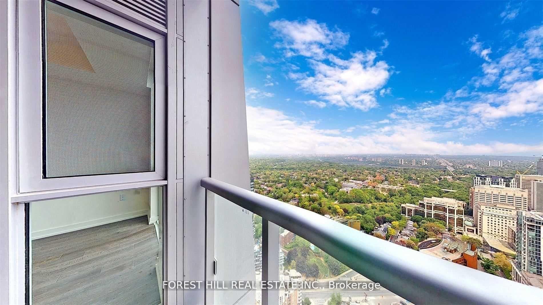 1 Yorkville Avenue Unit 4611 photo 17