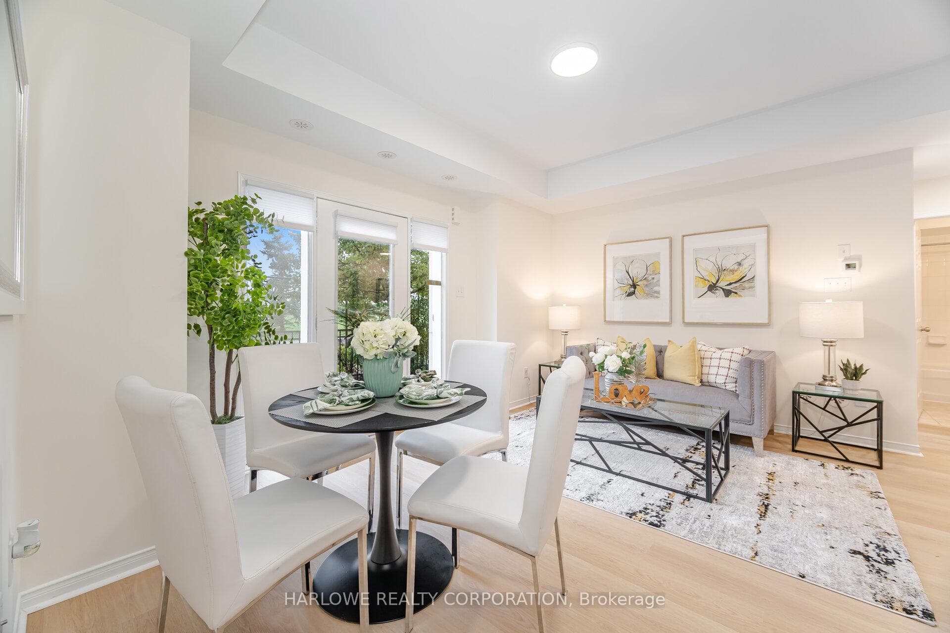 60 Fairwood Circle Unit 11 photo 1