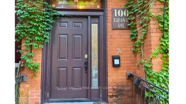 100 Grant Avenue photo 2