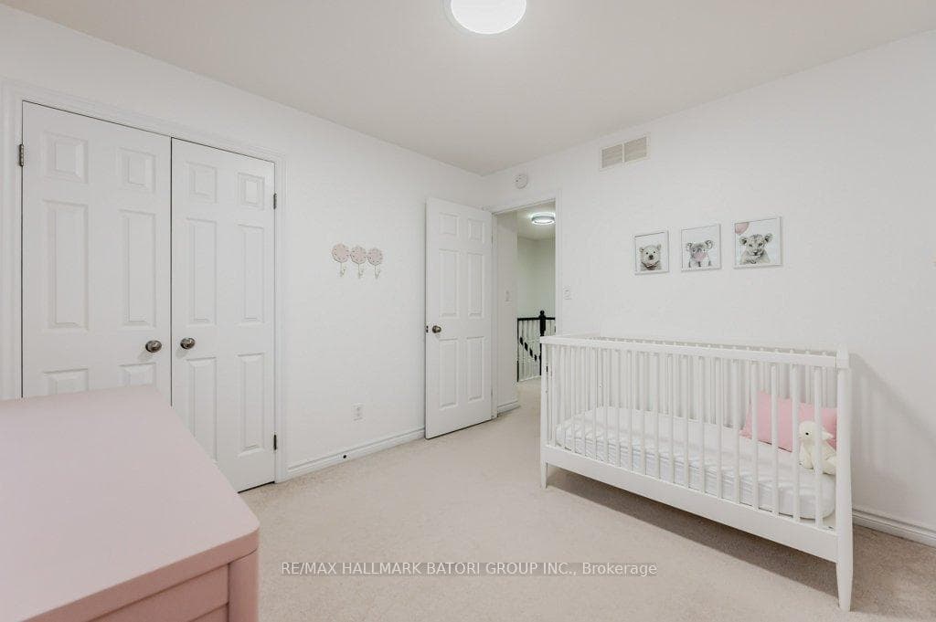 542 Alberta Avenue photo 11