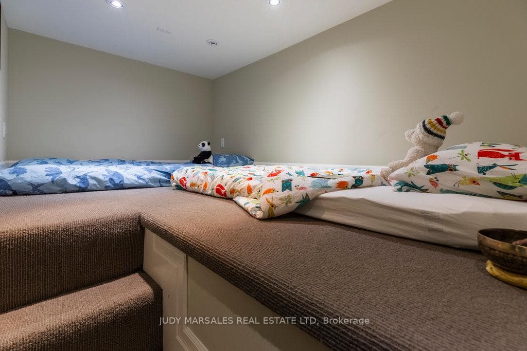 177 Hatt Street photo 33