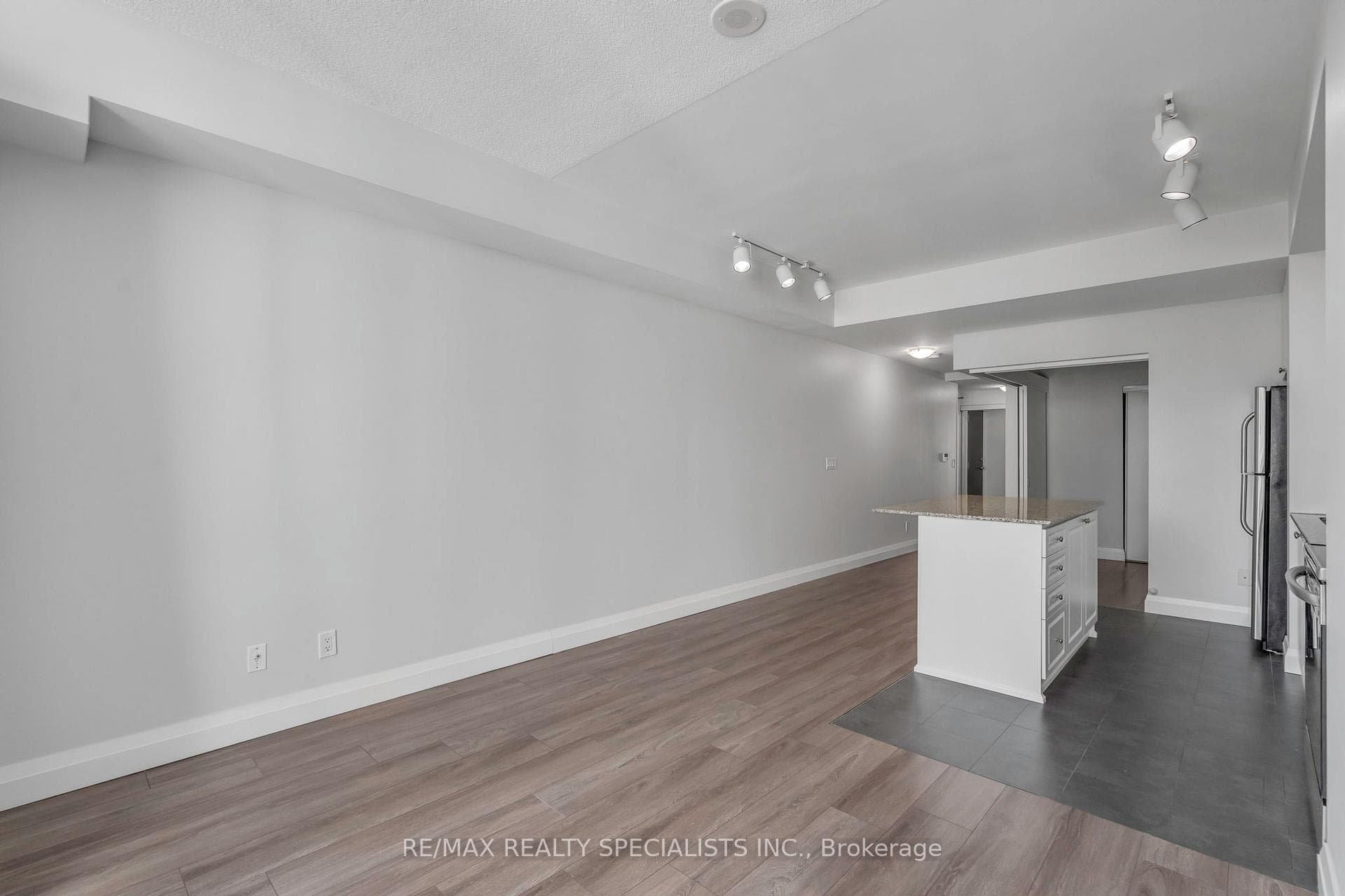 225 Webb Drive Unit 309 photo 7