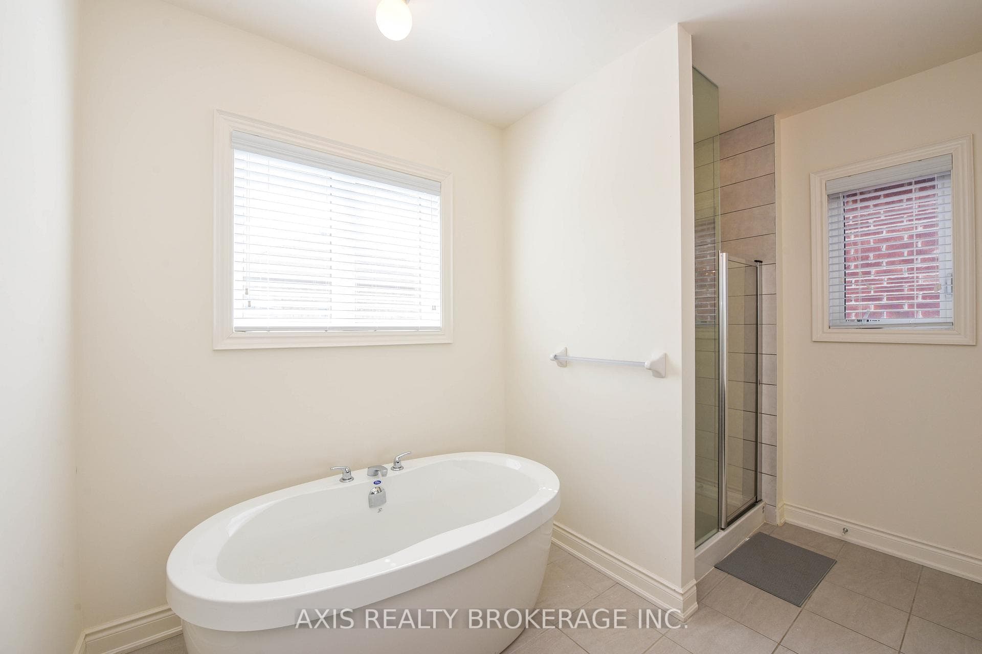 1534 Devine Point photo 43