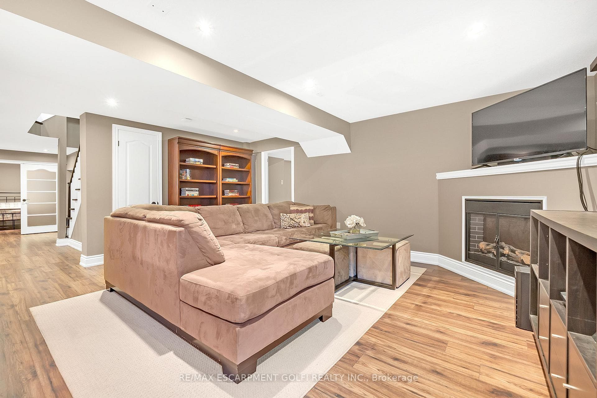 76 Bridgenorth Crescent photo 25