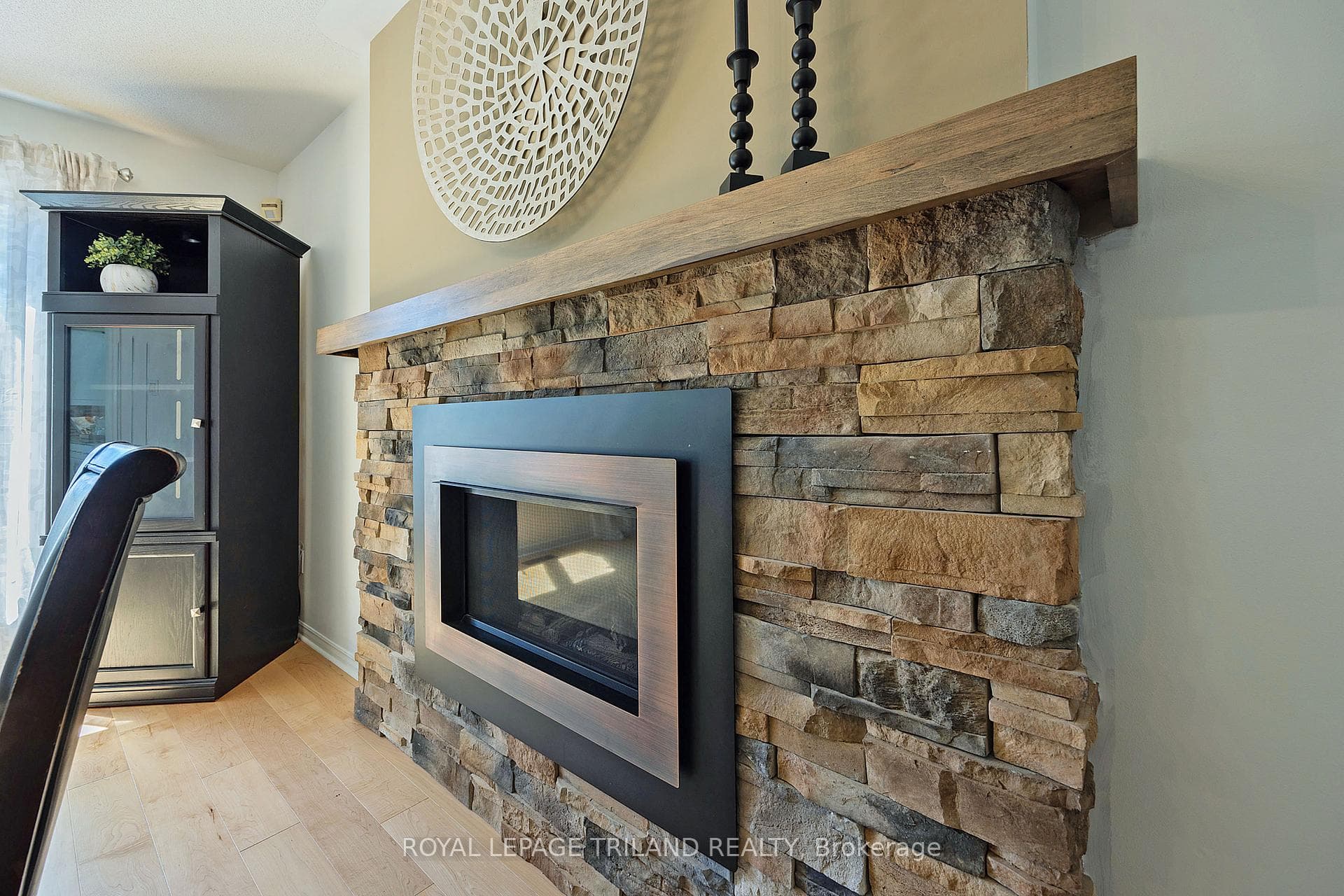 146 Napoleon Drive photo 15