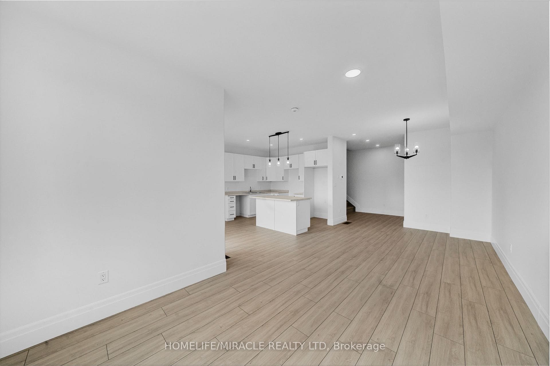 43 Markland Avenue photo 11