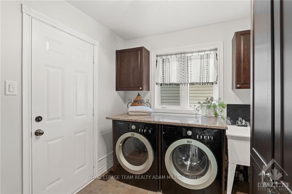62 CEDAR VALLEY Drive photo 12