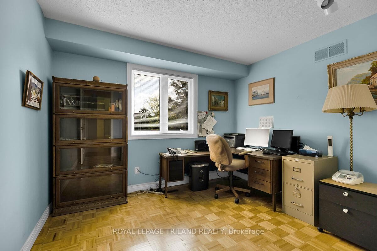 580 Rosecliffe Terrace photo 25