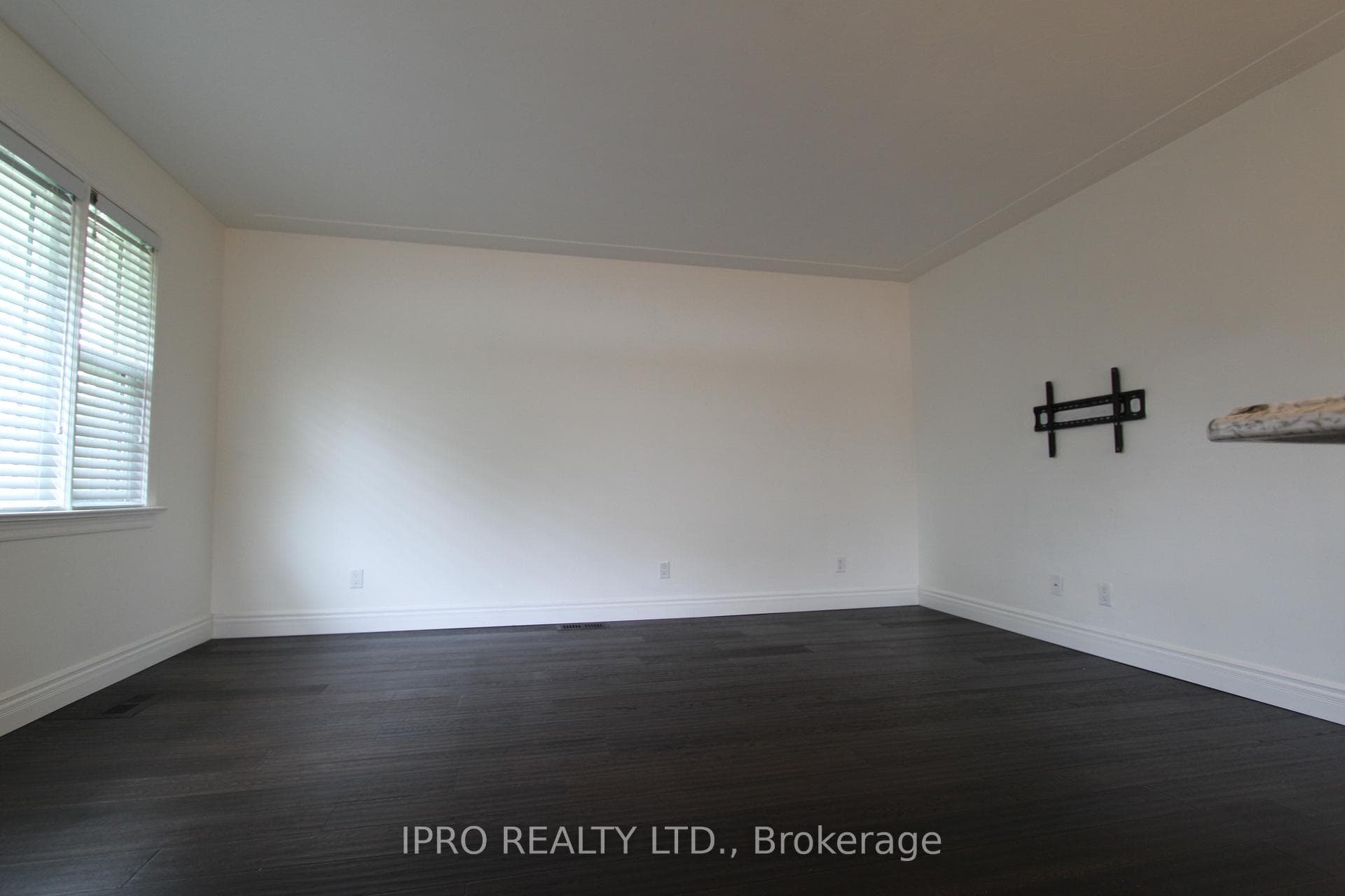 2114 Sunnydale Drive photo 5