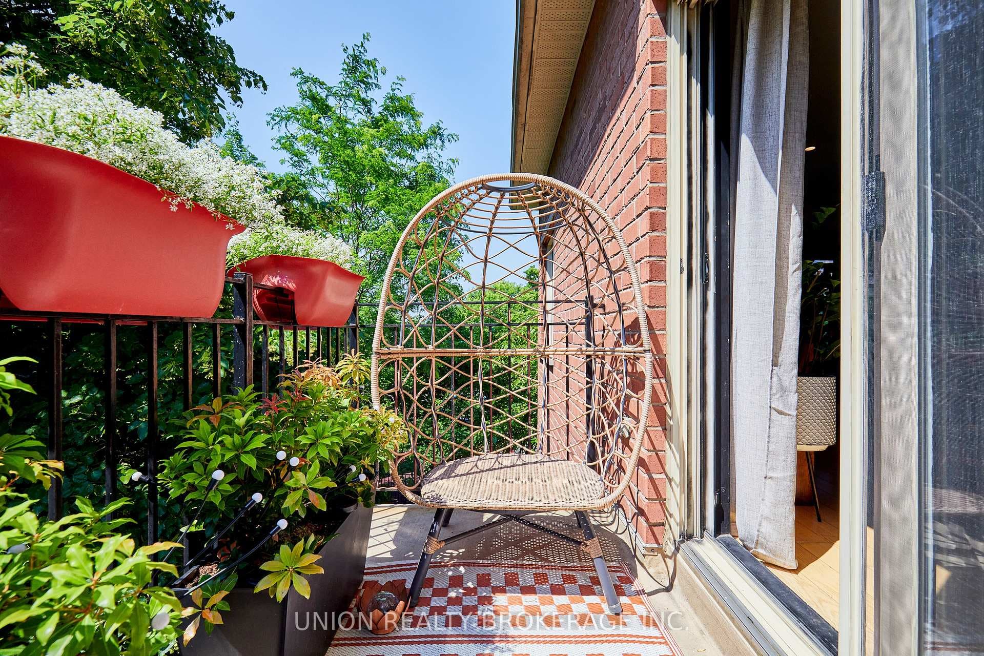 1496 Victoria Park Avenue Unit 256 photo 14