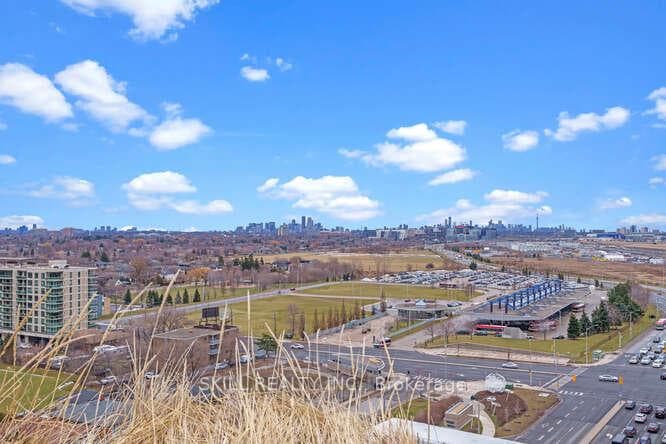 10 De Boers, Unit 315 Drive photo 23