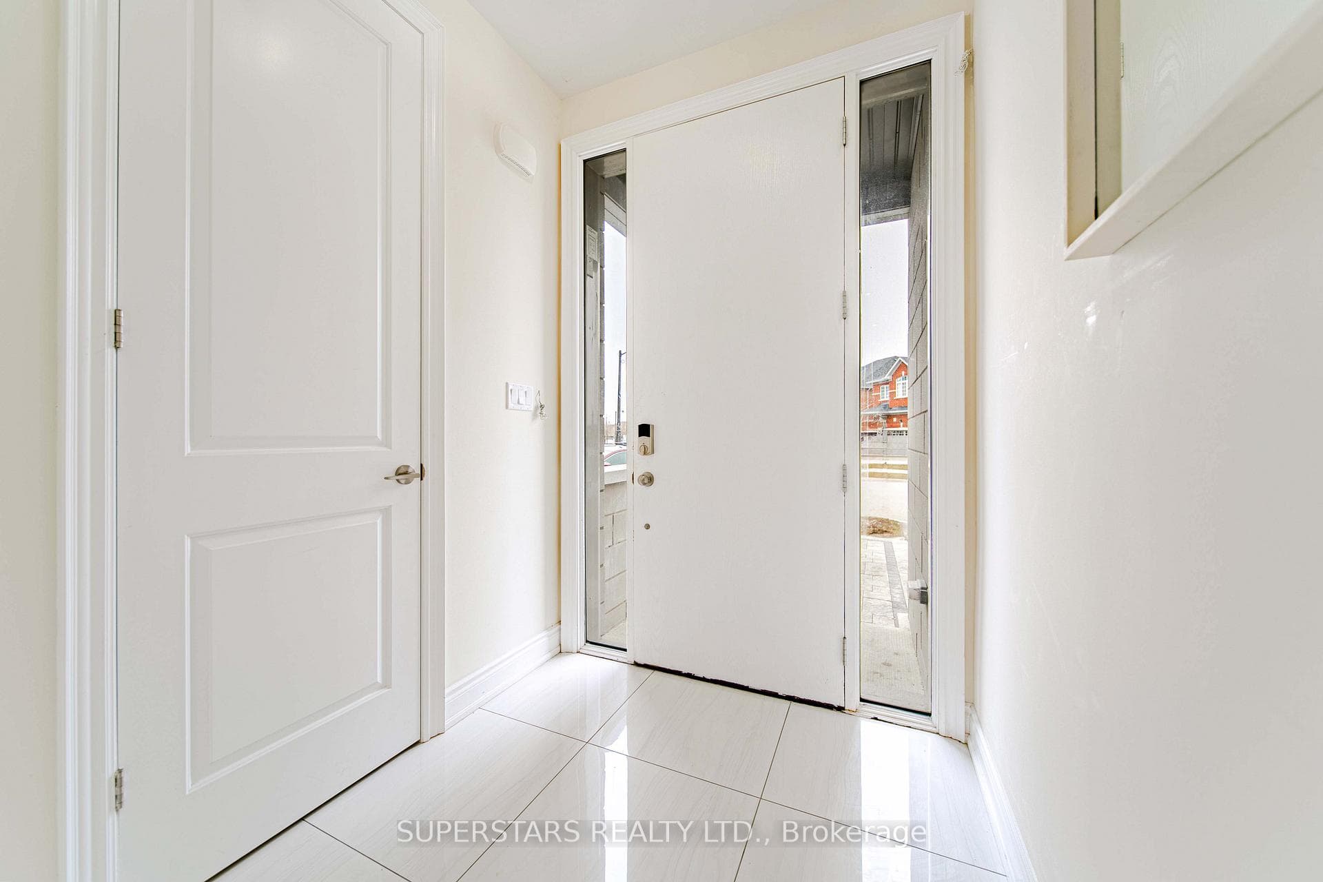 58 Velia Court photo 3