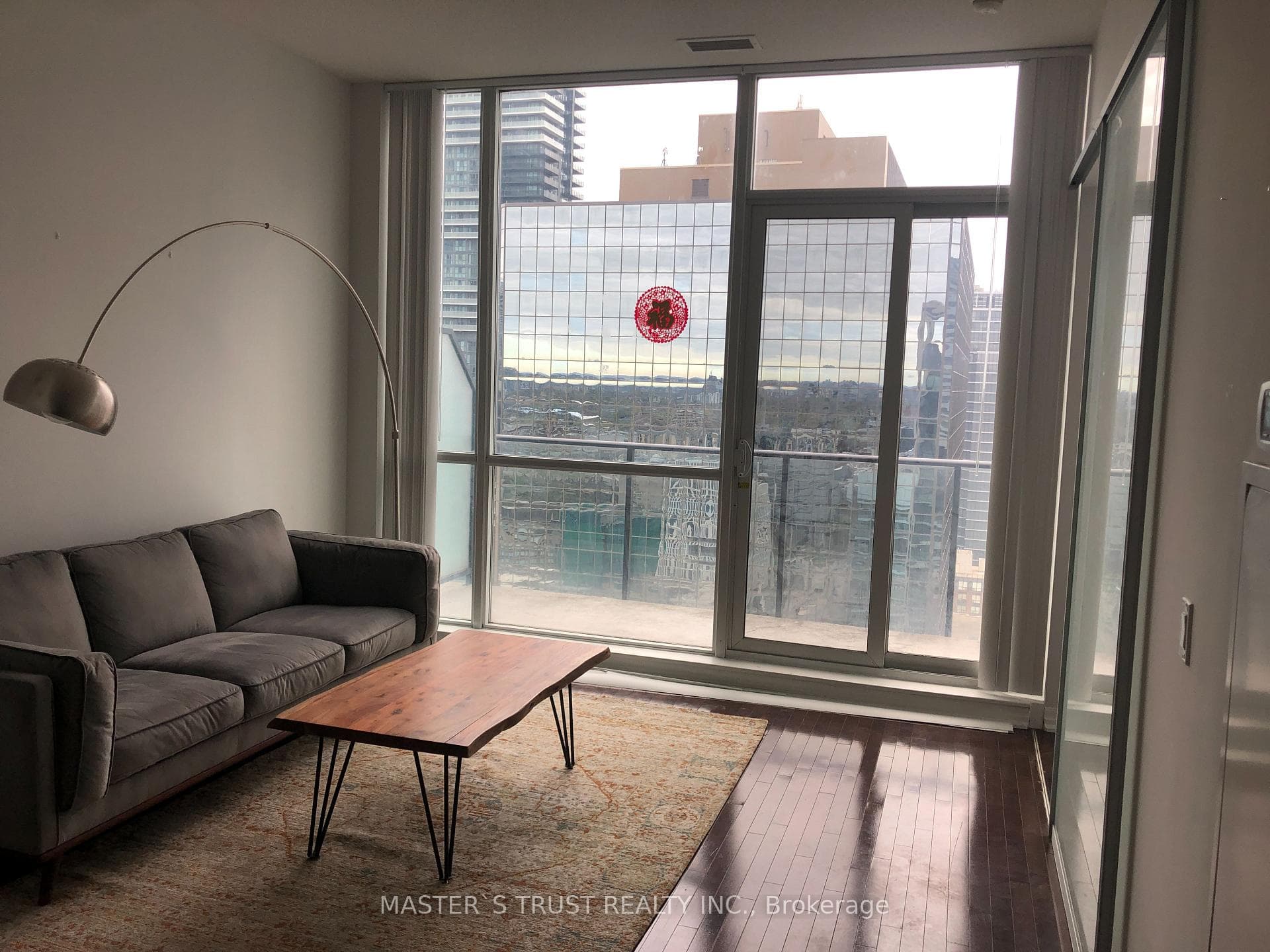 770 Bay Street Unit Ph103 photo 3
