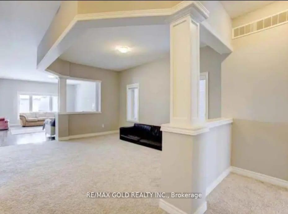 11 Broadacre Drive photo 4