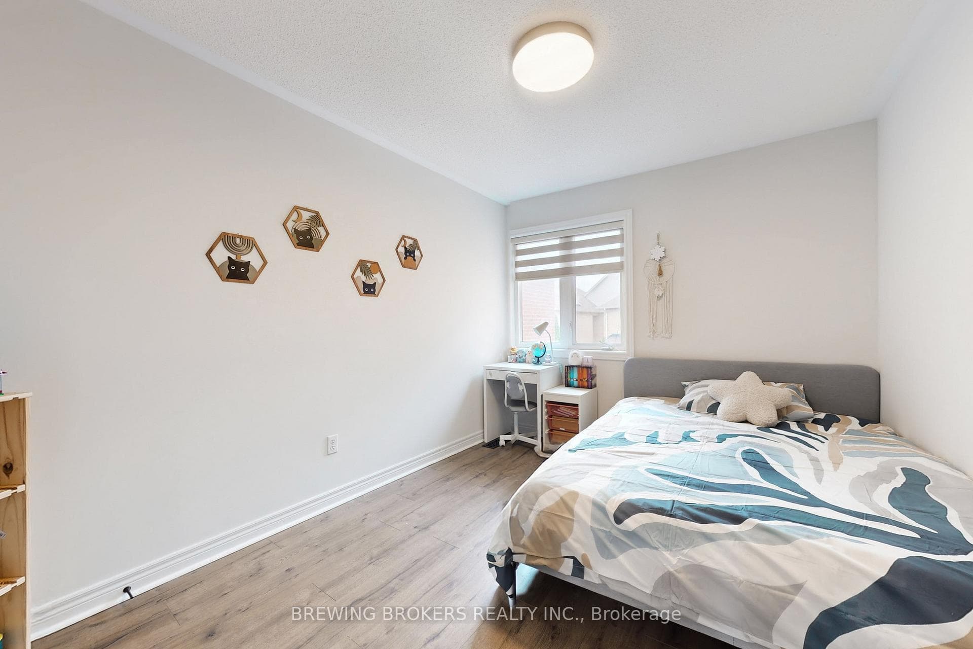346 Thornhill Woods Drive photo 31