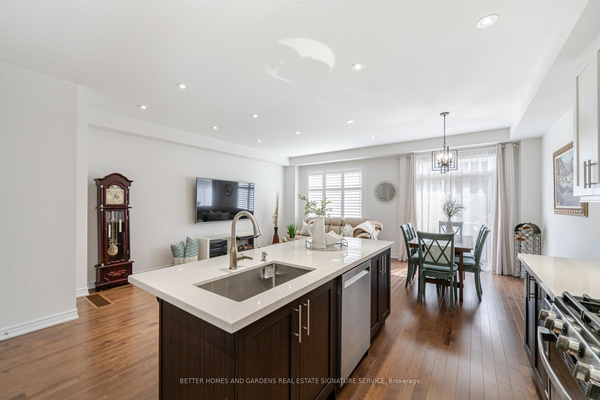 123 Taylor Avenue photo 10