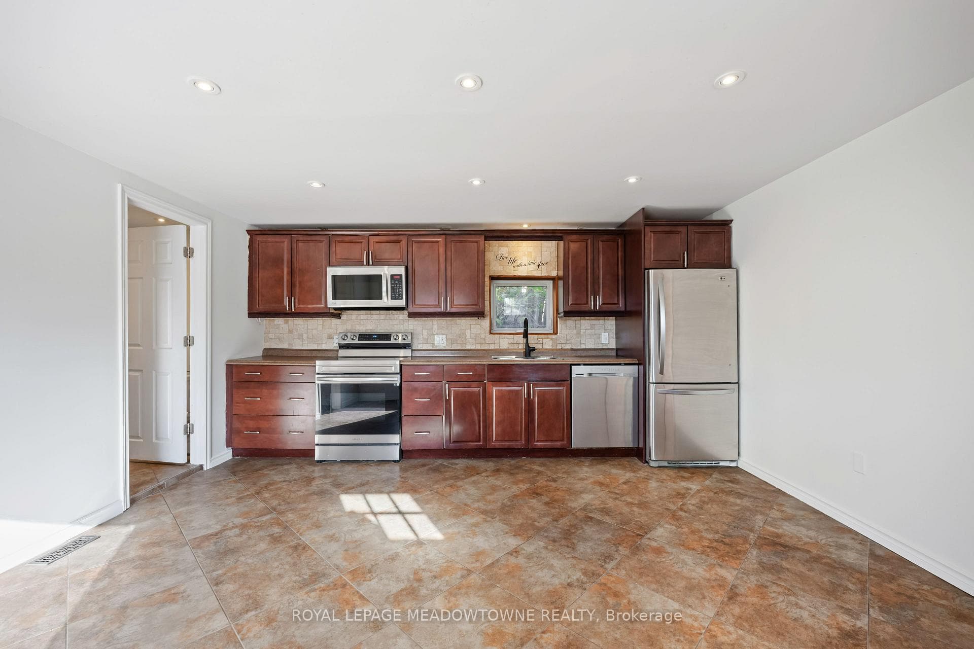 34 Crozier Street photo 14