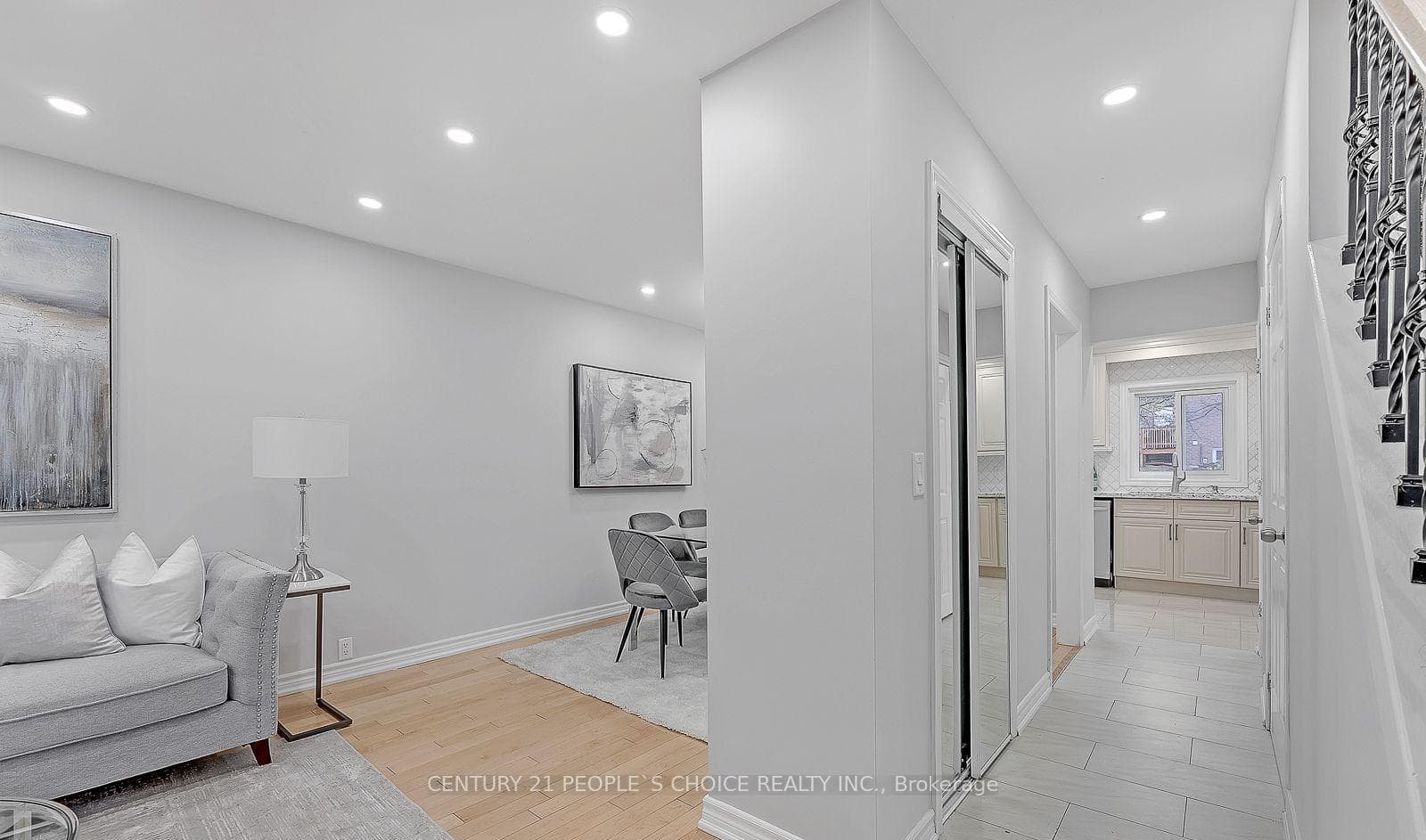 39 Wayford Crescent photo 3