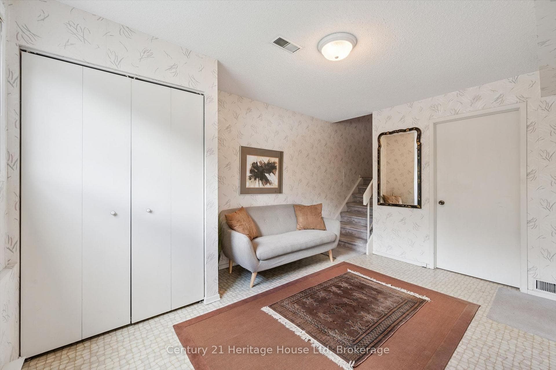 173 Janefield Avenue photo 9