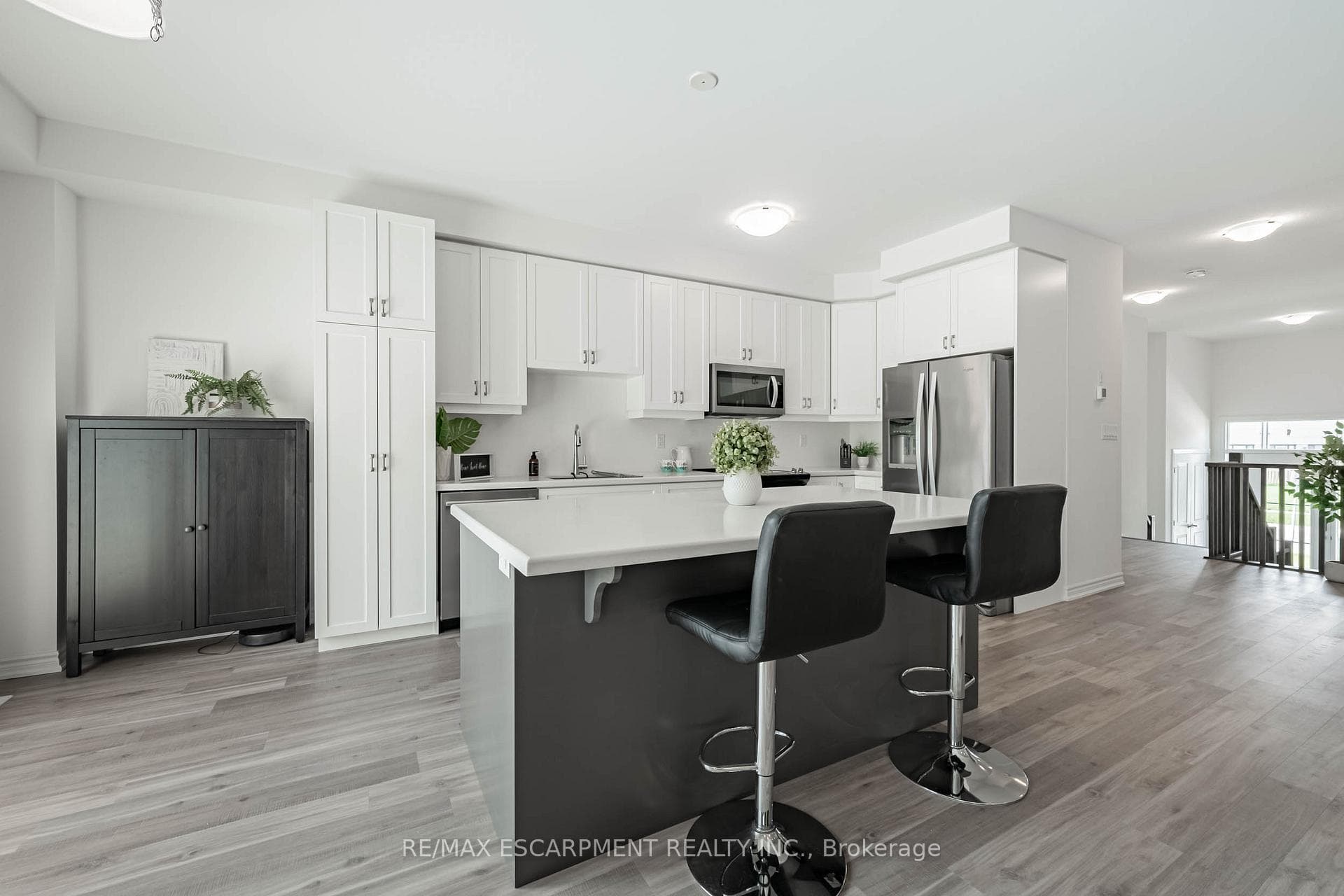 55 Whitton Drive photo 9