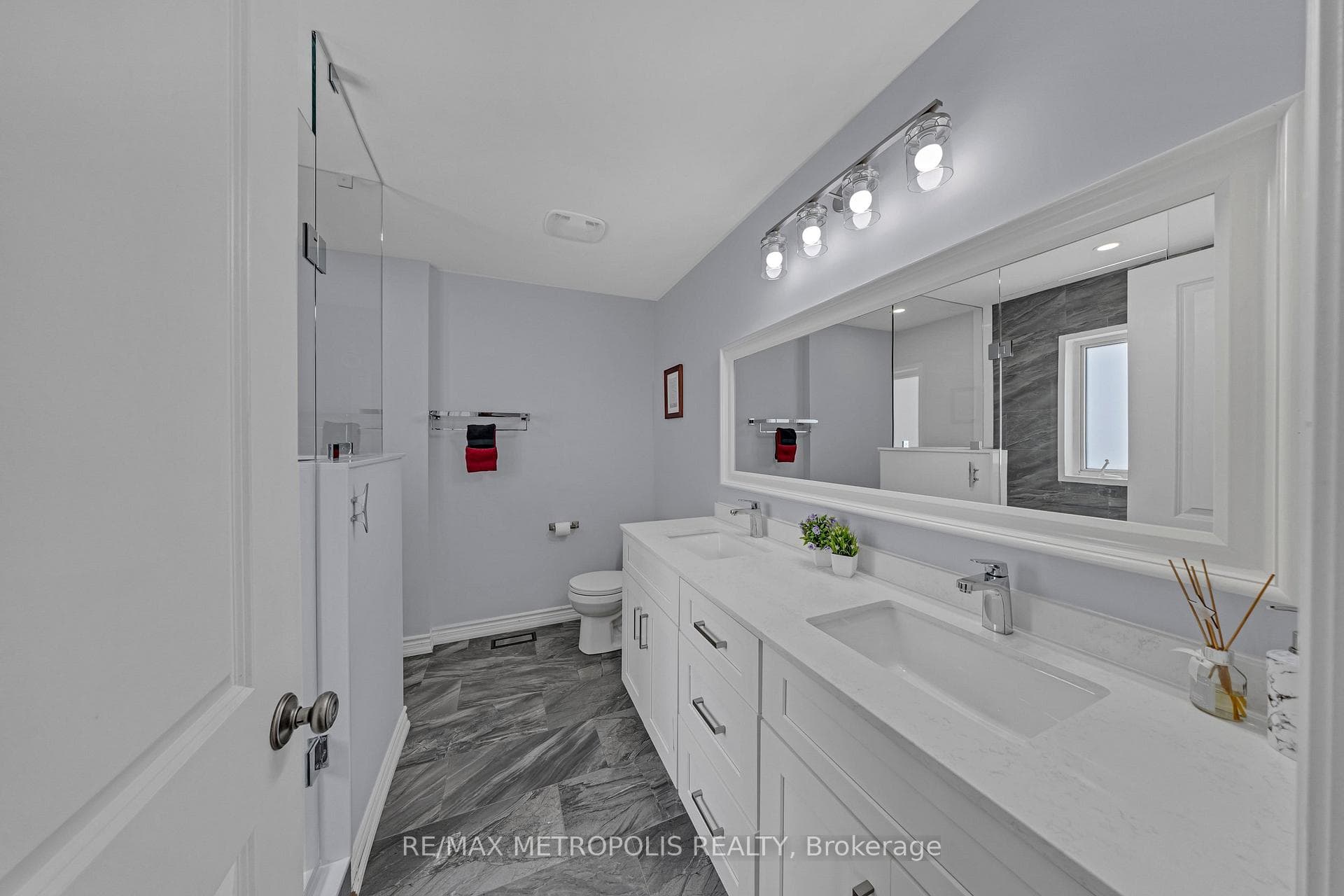 7 Cherry Lane photo 40